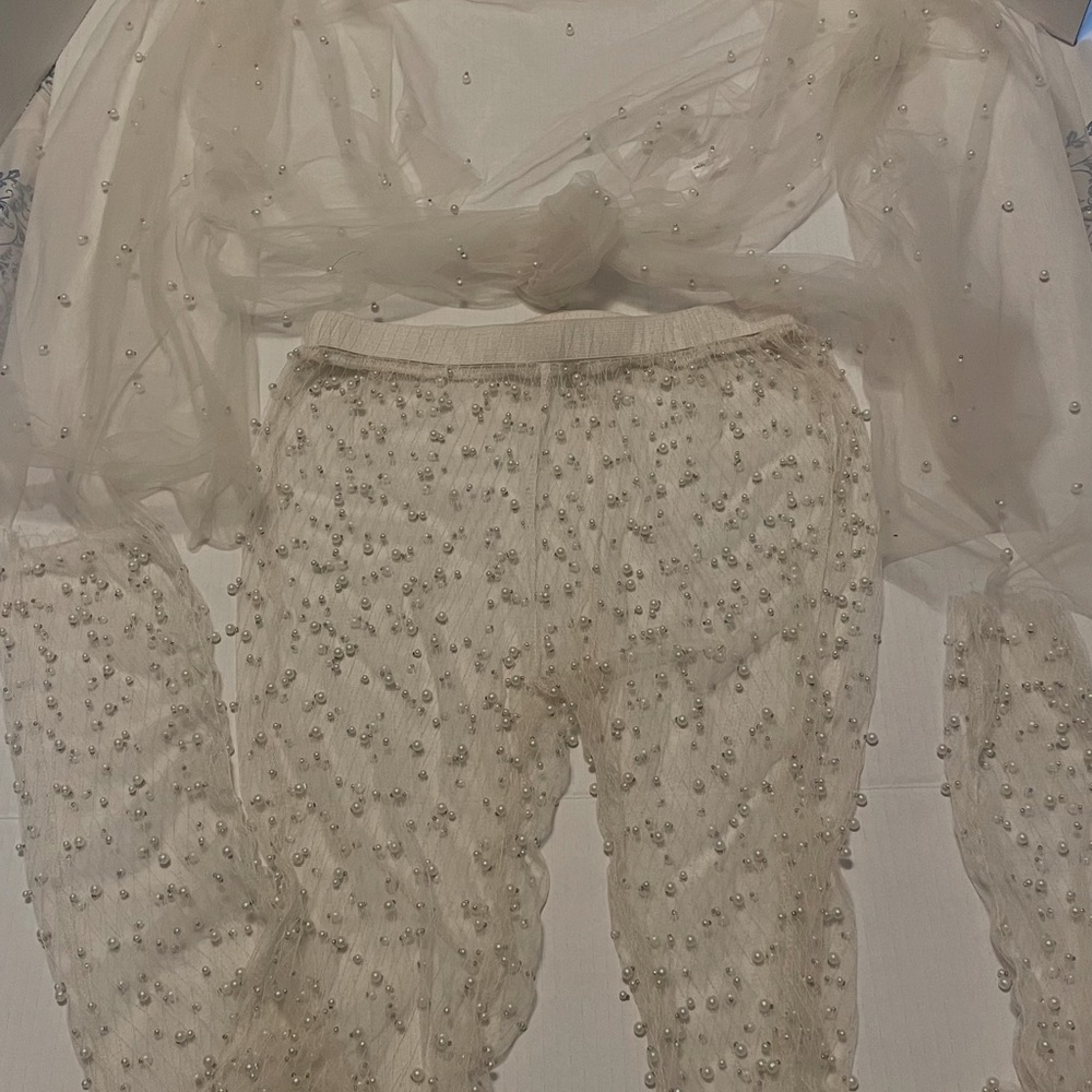 Elegant Cream Beaded Women's Ensemble